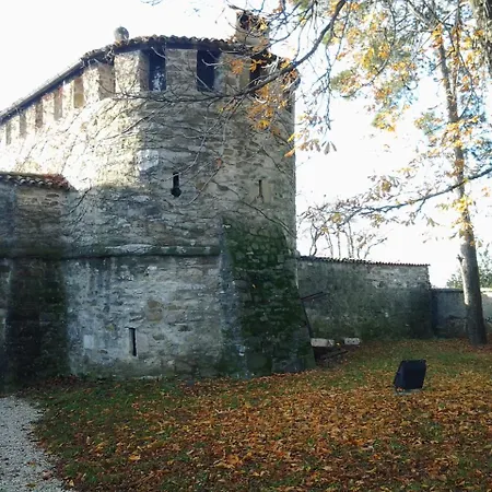 Della Contessa In Castello Formentini